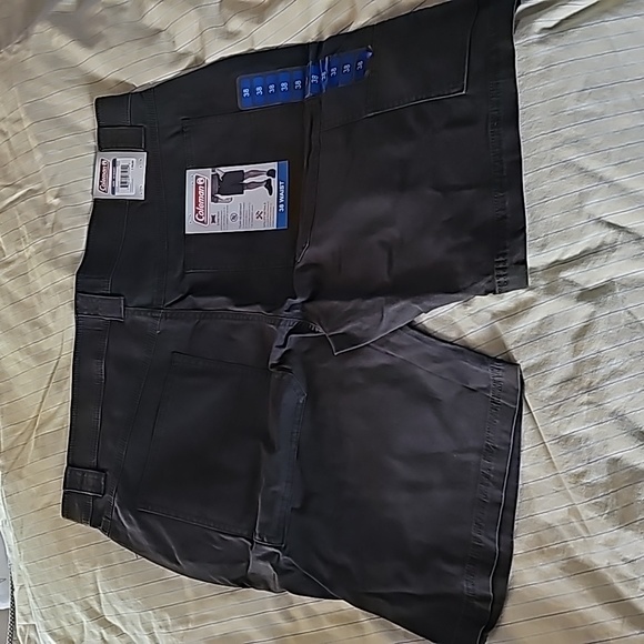 Coleman shorts - Picture 6 of 10